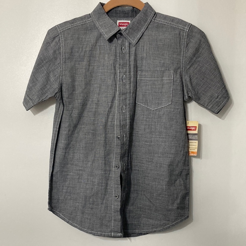 Wrangler Short-Sleeve Button-Down Shirt Sz 10-12 (boys)